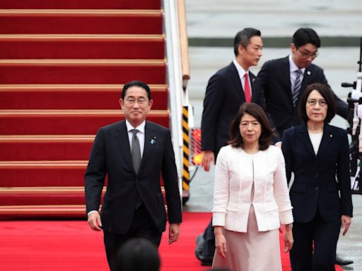 Japan PM Kishida seeks to solidify South Korea ties on farewell visit