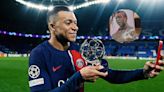 Mbappé paga más de medio millón de euros por un cuadro de Pelé en una subasta