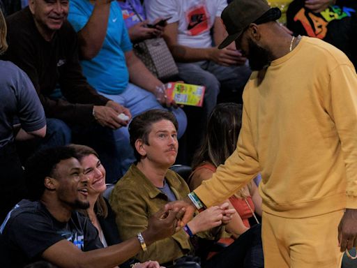 LeBron James y su hijo Bronny podrían jugar juntos en Los Ángeles Lakers en un dúo histórico para la NBA