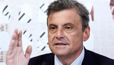 Elezioni Europee, fuggi fuggi da Azione. Carlo Calenda perde i pezzi