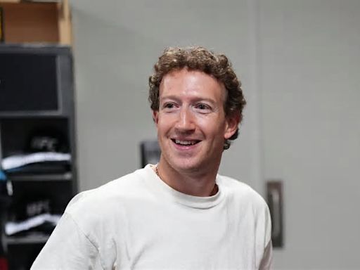 Mark Zuckerberg reacciona a una imagen suya con barba creada con la IA Mark Zuckerberg reacciona a una imagen suya con barba creada con la IA