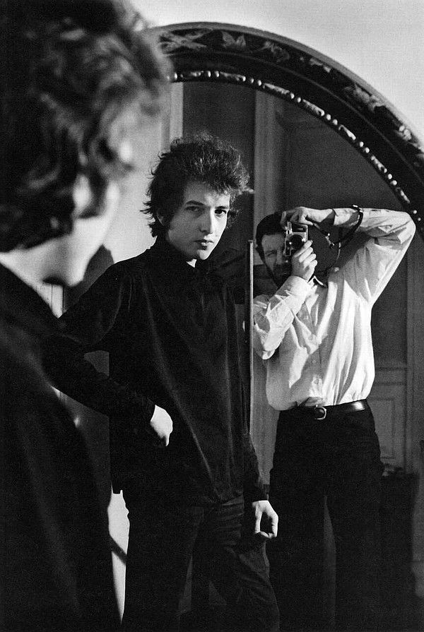 Daniel Kramer, who photographed Bob Dylan going electric, dies at 91 | Texarkana Gazette