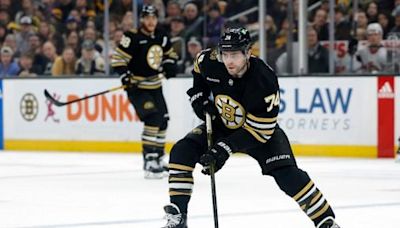 Jake DeBrusk finished regular season with broken hand before leading Bruins in playoff scoring - The Boston Globe