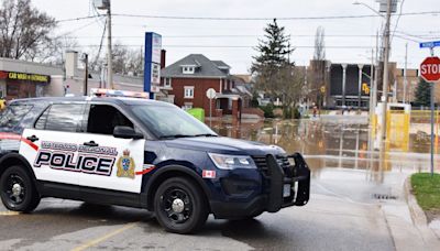 2 Kitchener high schools closed Thursday for investigations into threats of violence
