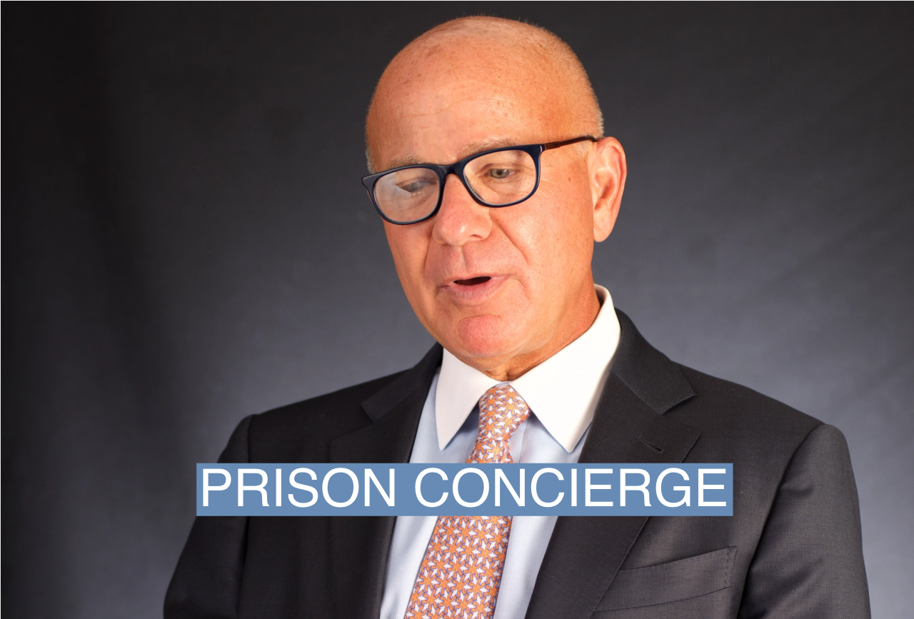 Prison consultant helps ex-Trump adviser navigate life behind bars