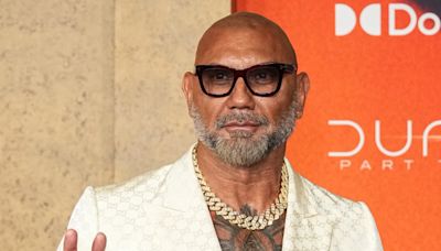 Dave Bautista quiere adelgazar porque cree que 'parece un gorila' al lado de otros actores