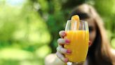 Científicos descubren el tremendo impacto en tu cuerpo de beber jugo de naranja 100% natural - La Tercera