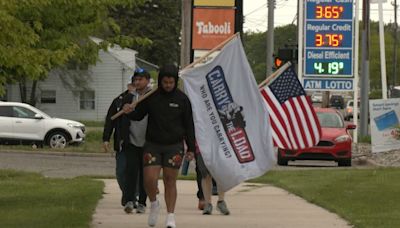 March honoring servicemen moves through Michigan