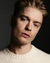 Freddie Fox