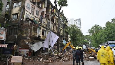 Mumbai rain: One dead, three injured after building's balcony collapses amid heavy downpour