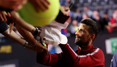 Djokovic comenzó la defensa del título en Roland Garros