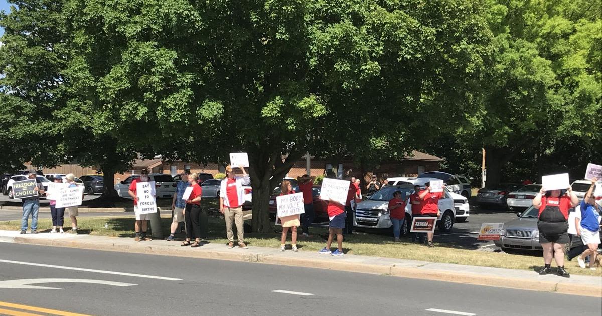 Protesters make their voices heard concerning abortion