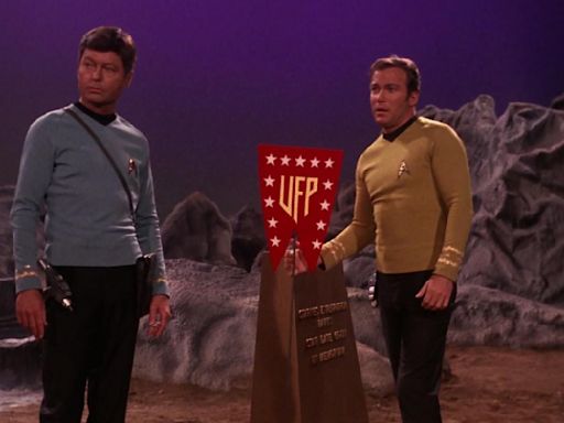 The One And Only Time Star Trek: The Original Series Showed The Federation Flag - SlashFilm