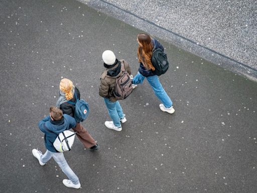 Três quartos dos jovens portugueses têm uma visão polarizada da política — e mais à direita