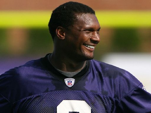 What Happened to Steve McNair? All About Former NFL Star’s Murder on His 15th Death Anniversary