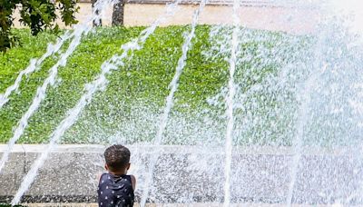 La segunda ola de calor del verano pone hoy en aviso amarillo o naranja a más de la mitad del país