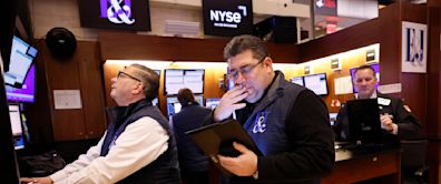 Stock market today: Dow extends slide as lackluster earnings, rate fears prey on nerves