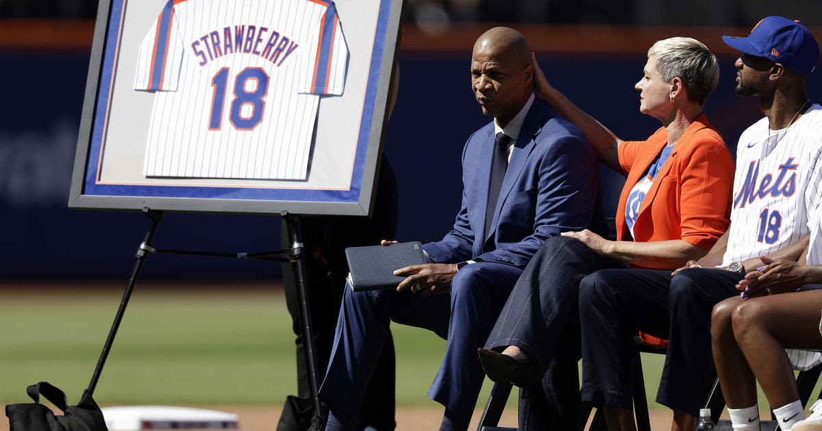 Darryl Strawberry tells Mets fans "I'm so sorry for ever leaving" as jersey is retired