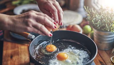 Toss Out Your Sponge, Because This $10 Tool Is a Smarter Way to Clean Your Cast Iron