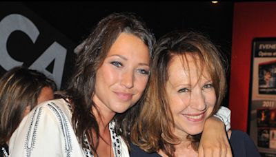 Laura Smet partage un tendre souvenir avec sa mère Nathalie Baye