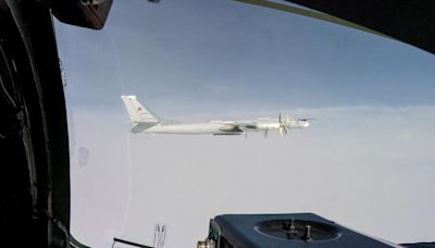 US and Canada intercept Russian and Chinese bomber jets near Alaska