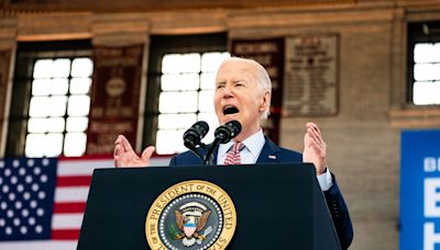 "White collar crook": Biden says Trump is not just a "convicted felon" but a "diminished man"