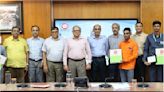 Mumbai: Western Railway GM Ashok Kumar Misra Felicitates 7 Employees For Ensuring Safe Train Operations