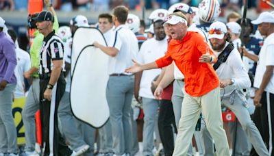 Auburn coach Hugh Freeze’s former QB rips coach: ‘Maybe no one wants to play for him’