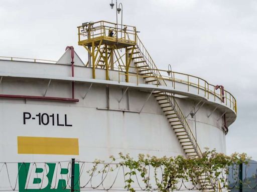 Petrobras (PETR4): Moody's mantém nota, com avaliação "limitada pela exposição política" da empresa