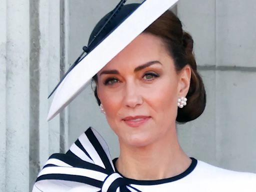 Kate Middleton, royal family 'tight-lipped' about her cancer treatment, expert claims: 'Nobody really knows'