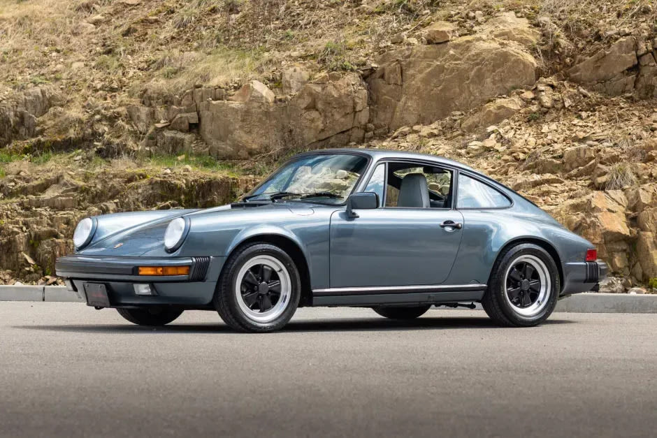 1600 Veloce is Selling a Stunning 1988 Porsche 911 with Only 49k-Miles