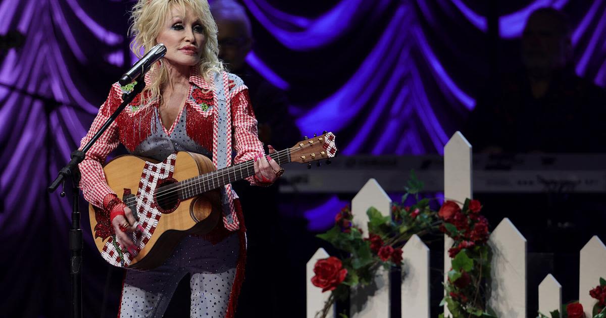Dolly Parton pays tribute to Dabney Coleman: '9 To 5' co-star was a 'dear friend'