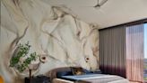 5 Minimalist Murals That Prove This is the Coolest Wallpaper Trend of 2024