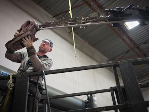 L.A.'s newest dinosaur has its forever name