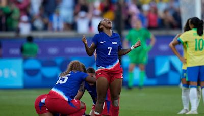 US women’s soccer team wins first Olympic gold medal since 2012 in 1-0 win over Brazil