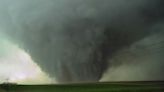 How realistic is the new movie Twisters? A meteorologist gives his review.