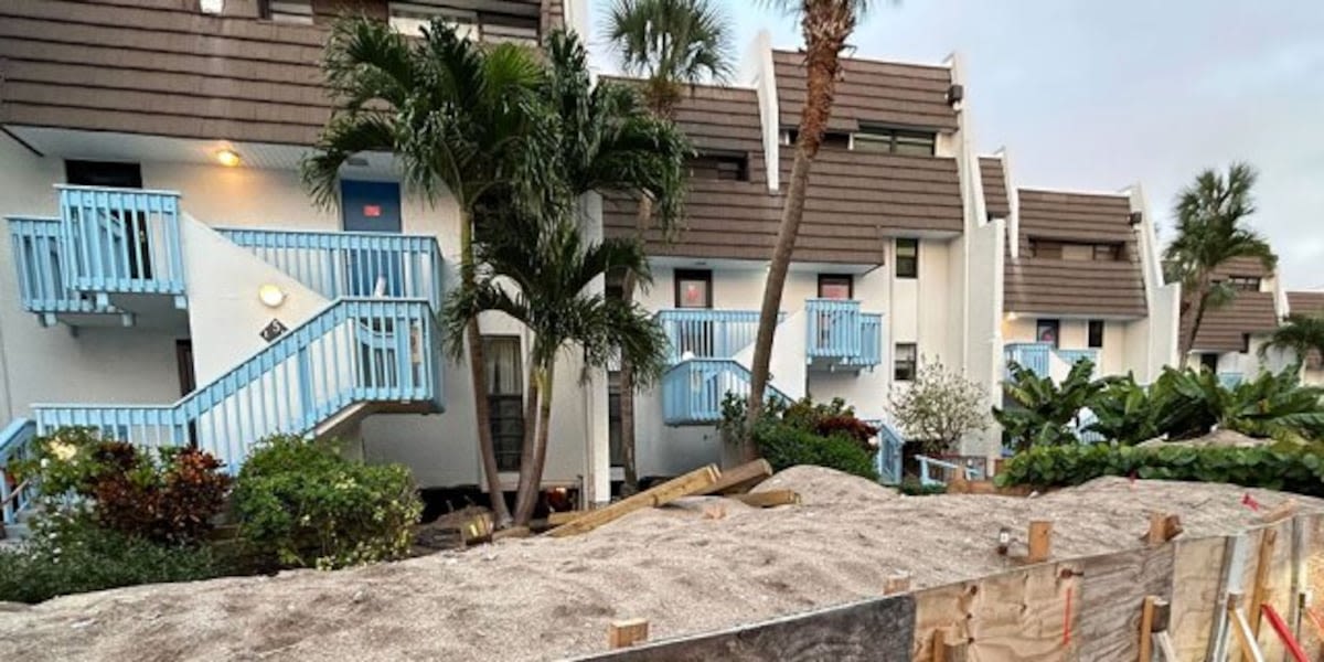 Villa del Sol condos in Jensen Beach evacuated