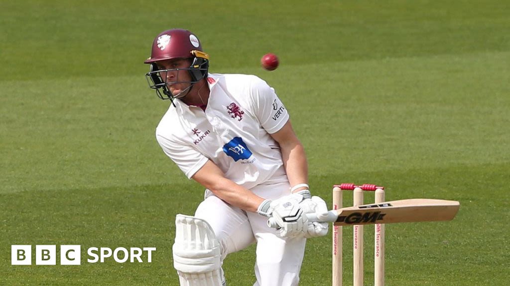 County Championship: Worcestershire draw with Somerset