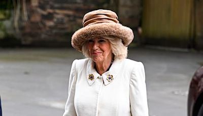 La reina Camilla preside la misa del Jueves Santo marcada por un solidario y esperanzador mensaje de Carlos III