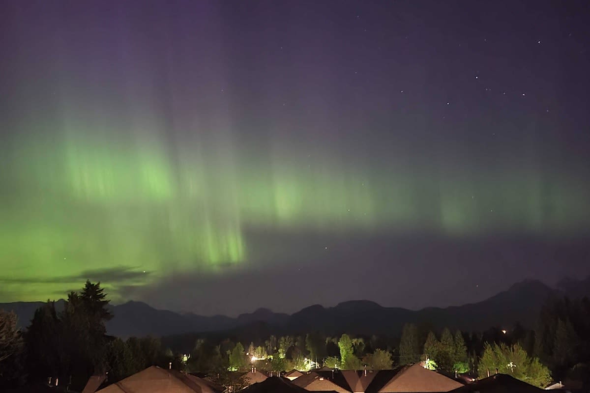 PHOTOS: Solar storm treats British Columbians to Northern Lights show