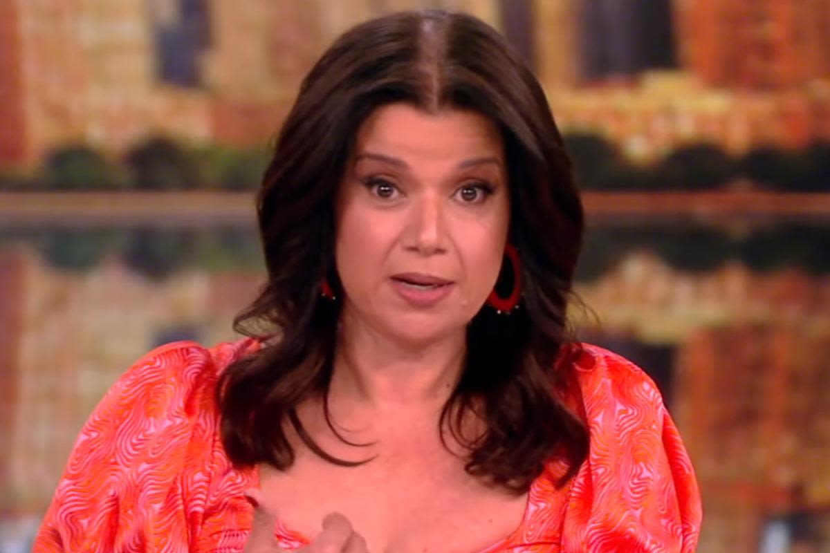 Ana Navarro tells 'The View' she's had meetings with men like Harvey Weinstein: "The guy is half-naked sitting on the bed"