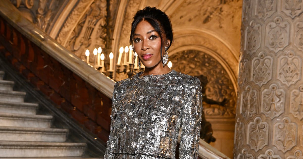 Naomi Campbell Shades Anna Wintour in Award Acceptance Speech