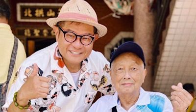 許效舜84歲父親過世！ 「起床突全身發癢」急奔基隆老家見最後一面