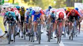 Paris-Tours: Arnaud Démare wins again in select group sprint