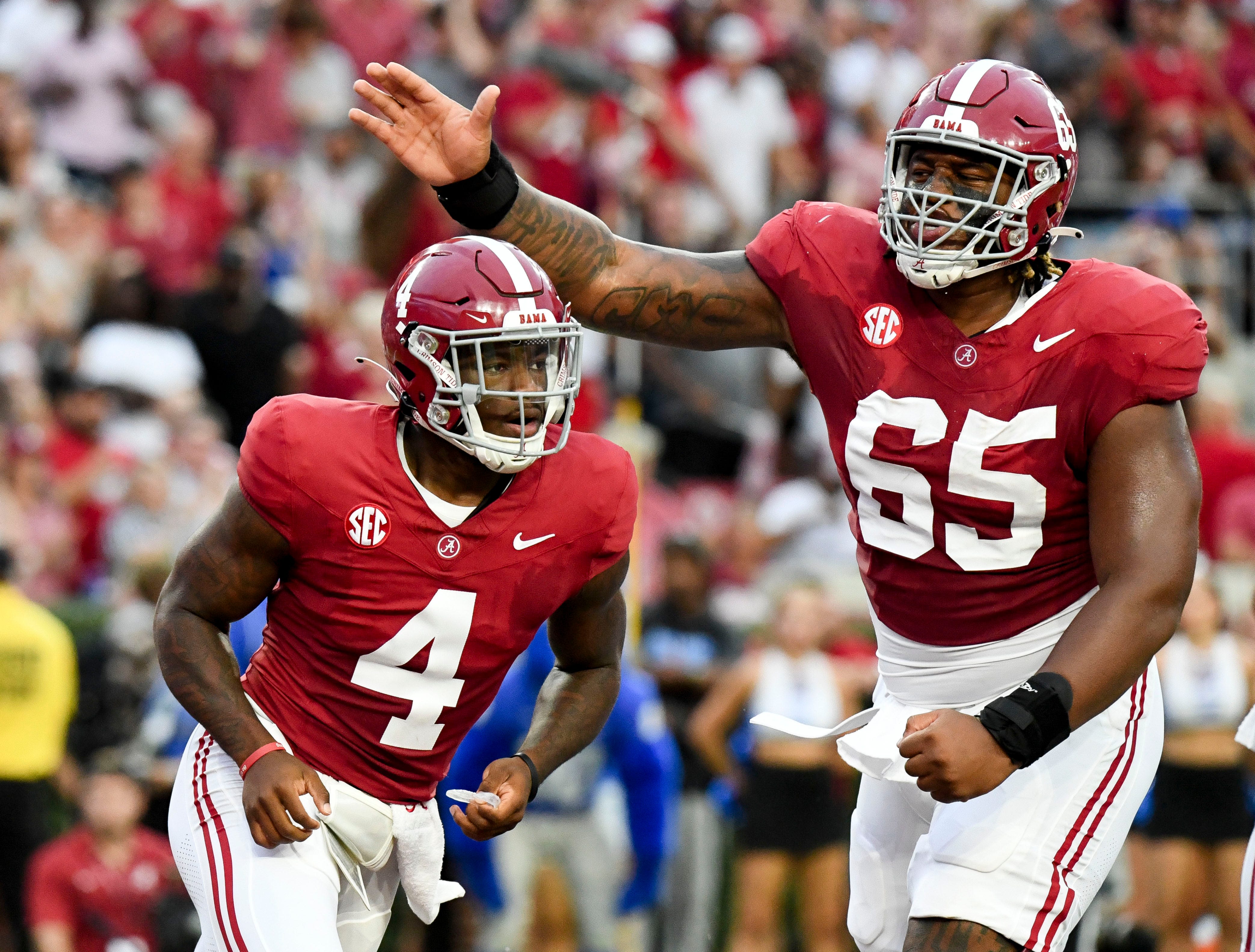 What college football games are today? Alabama-Wisconsin headlines Saturday's action