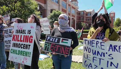 UNC Charlotte students hold encampment on campus in reaction to conflict in Middle East
