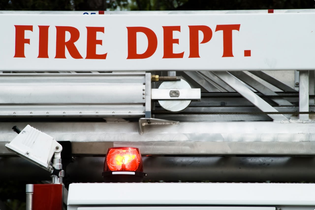 Man killed in home fire in Mass., fire officials say