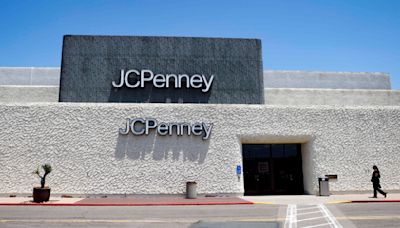 Fashion Valley mall to replace JCPenney with 850 apartments