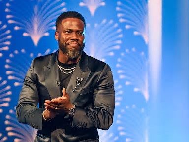 Kevin Hart se emociona al aceptar el Premio Twain de Humor