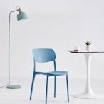 現貨熱銷-極簡餐廳椅子塑料靠背北歐簡約設計師黑色餐桌凳輕奢家用出租屋凳